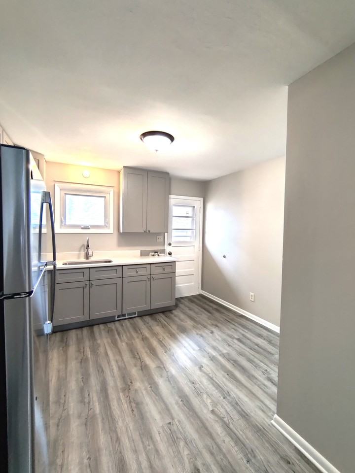 5 E Hall St #5 - Photo 5 of 13