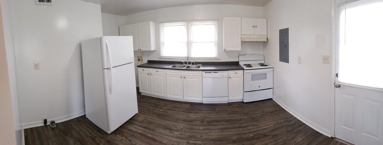 1008 Suffolk Blvd #1 - Photo 6 of 7