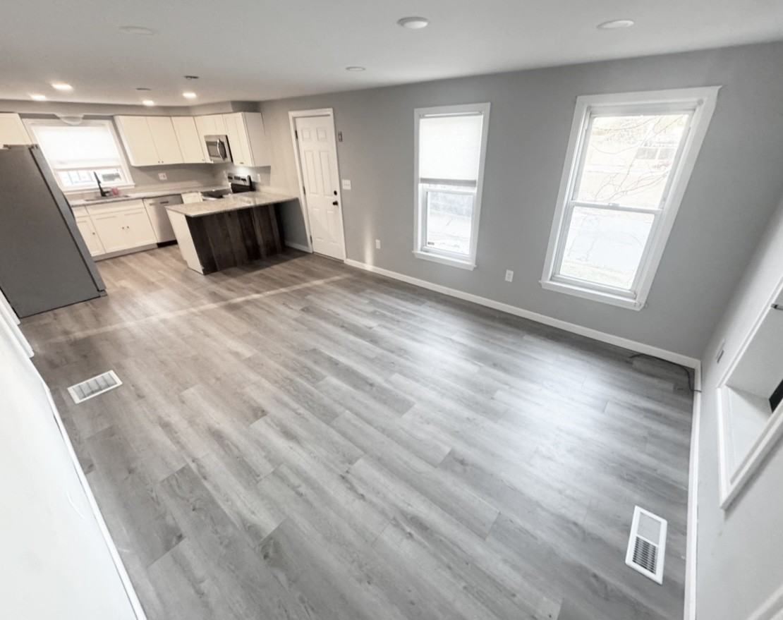 1392 Candia Rd #1 - Photo 3 of 12