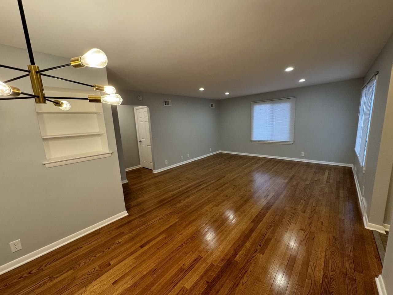 1245 N 118th St #NA - Photo 4 of 20