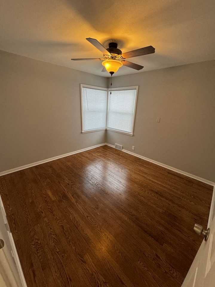 1245 N 118th St #NA - Photo 7 of 20