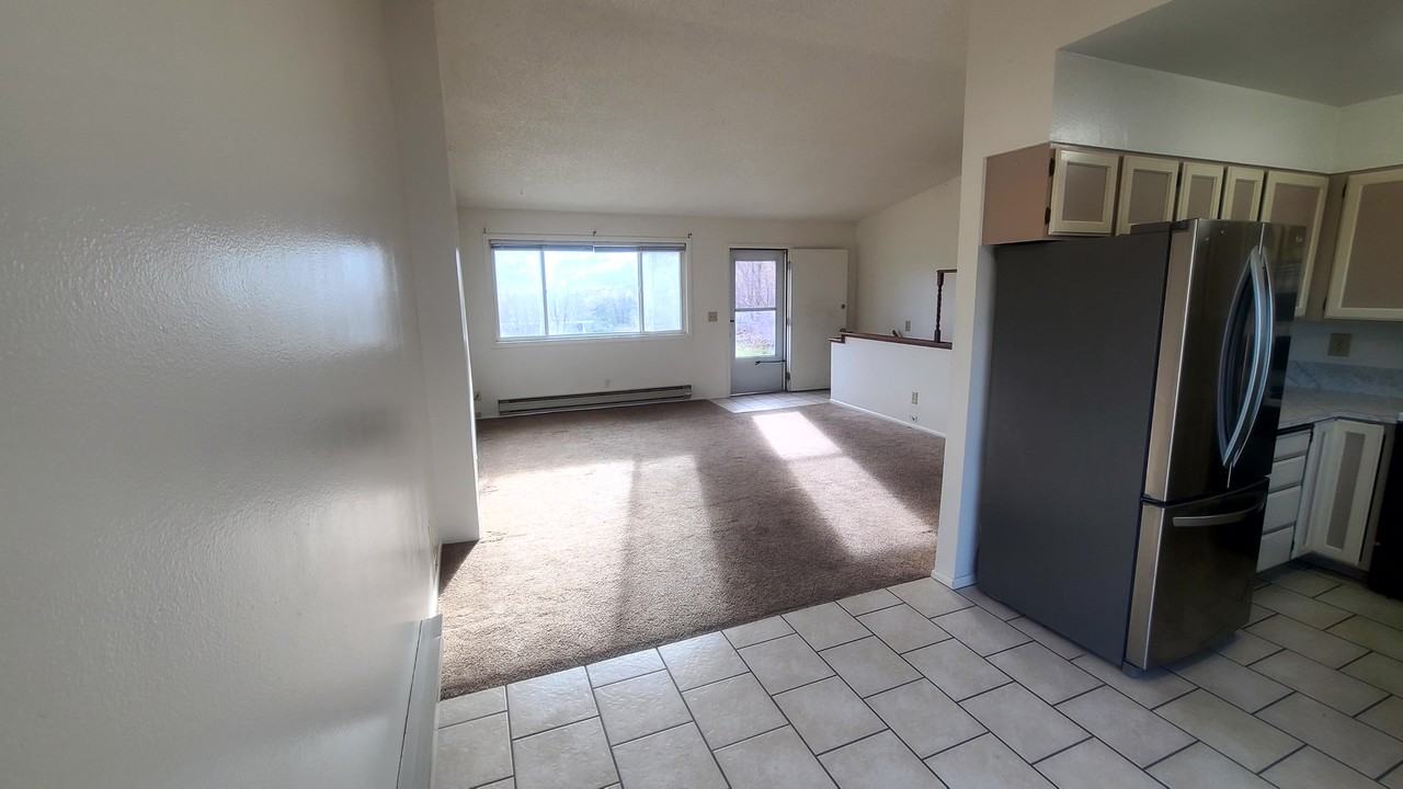 945 Buchanan Ave #NA - Photo 2 of 50