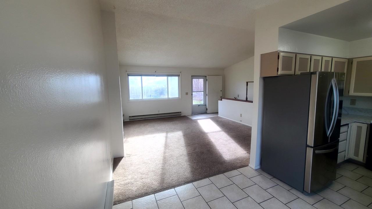 945 Buchanan Ave #NA - Photo 6 of 50