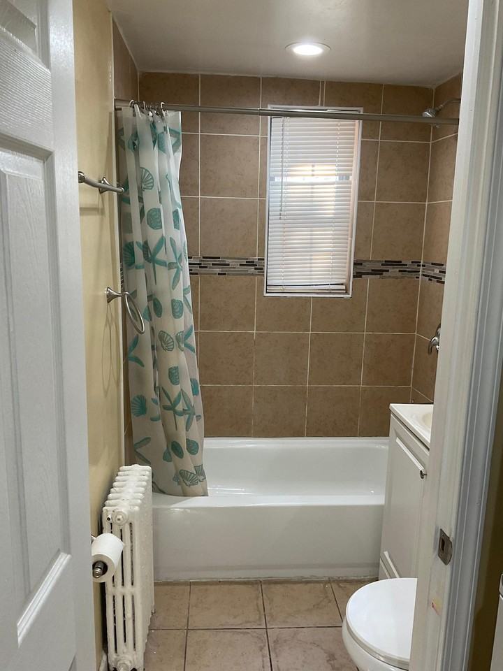 6 Galveston St Sw #103 - Photo 3 of 16