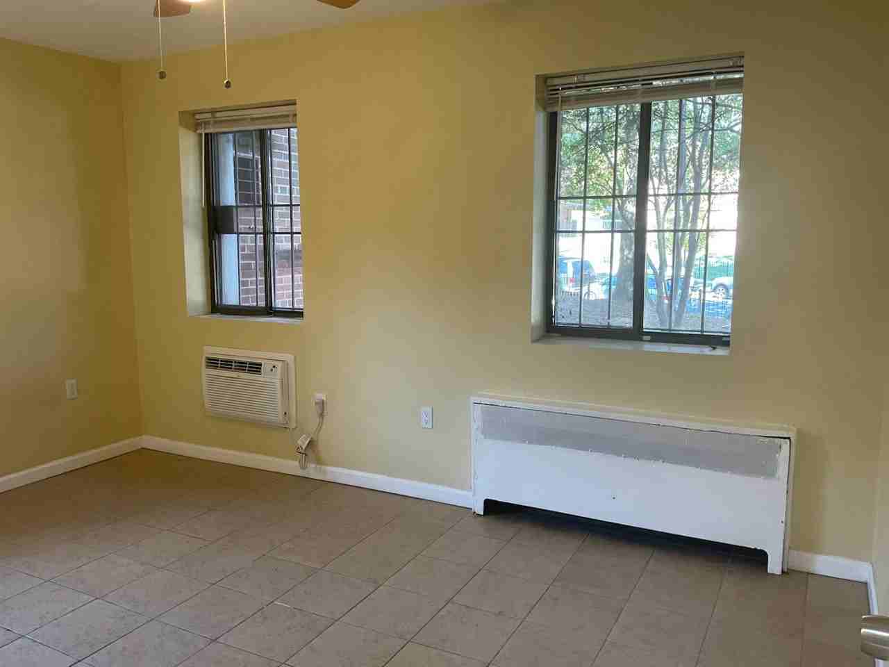 6 Galveston St Sw #103 - Photo 5 of 16