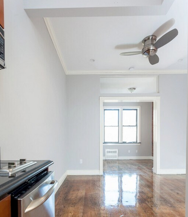 239 W 14th St #4D - Photo 3 of 7