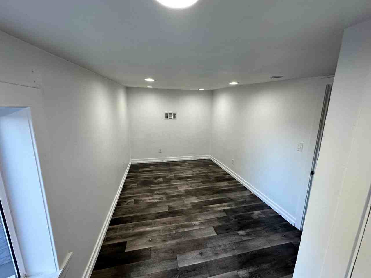 5237 9th Ave - Photo 5 of 7