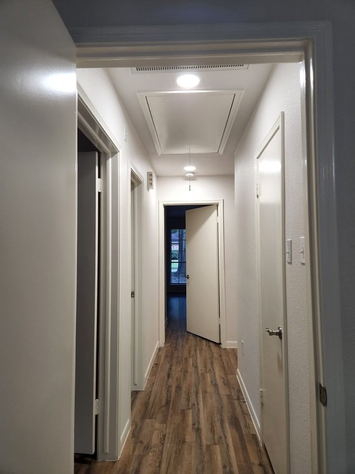 10310 Pine Pass Dr #NA - Photo 5 of 7