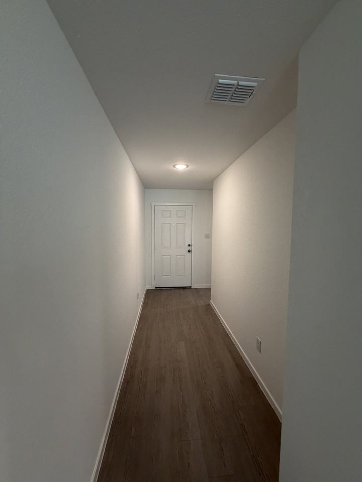 563 River Run Way #NA - Photo 6 of 18