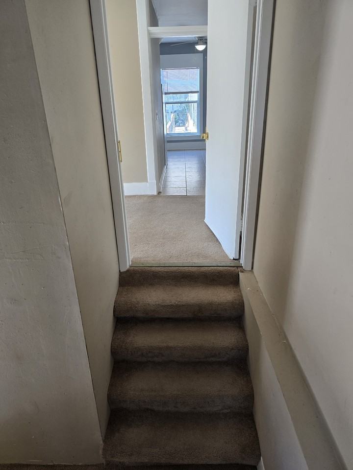 104 N Clyde Ave #D - Photo 3 of 13