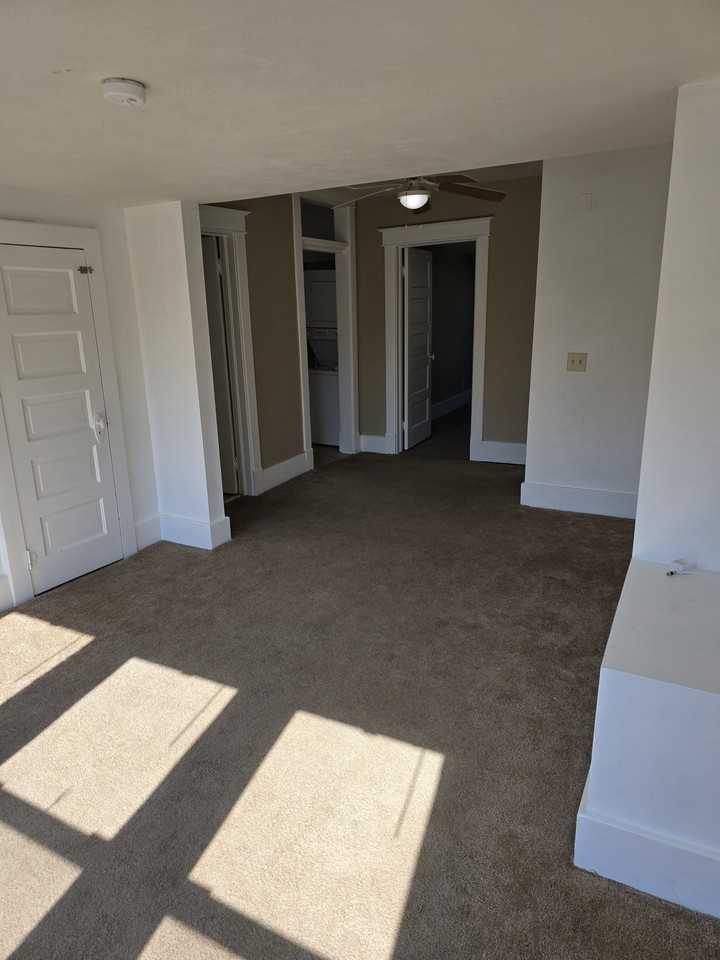 104 N Clyde Ave #D - Photo 4 of 13