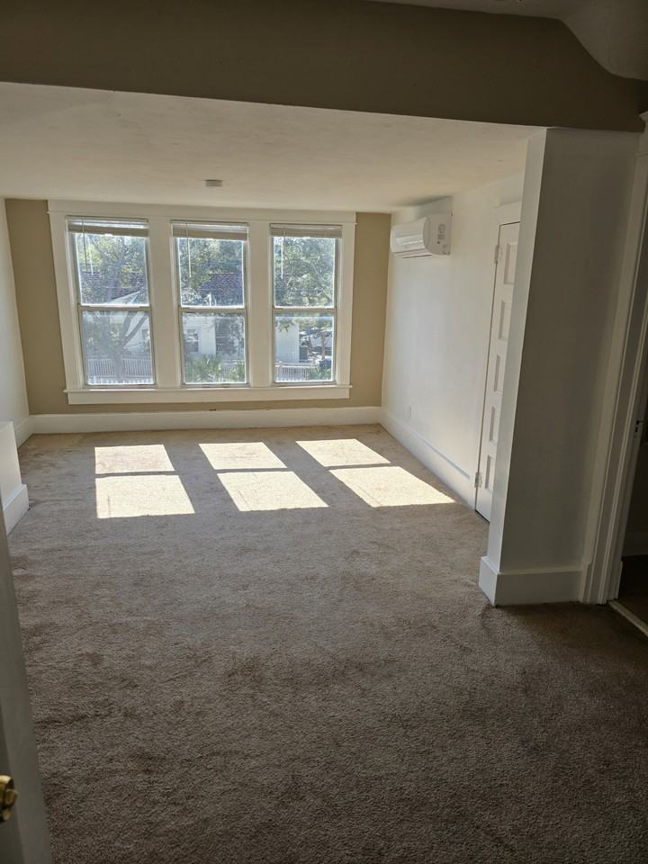 104 N Clyde Ave #D - Photo 6 of 13