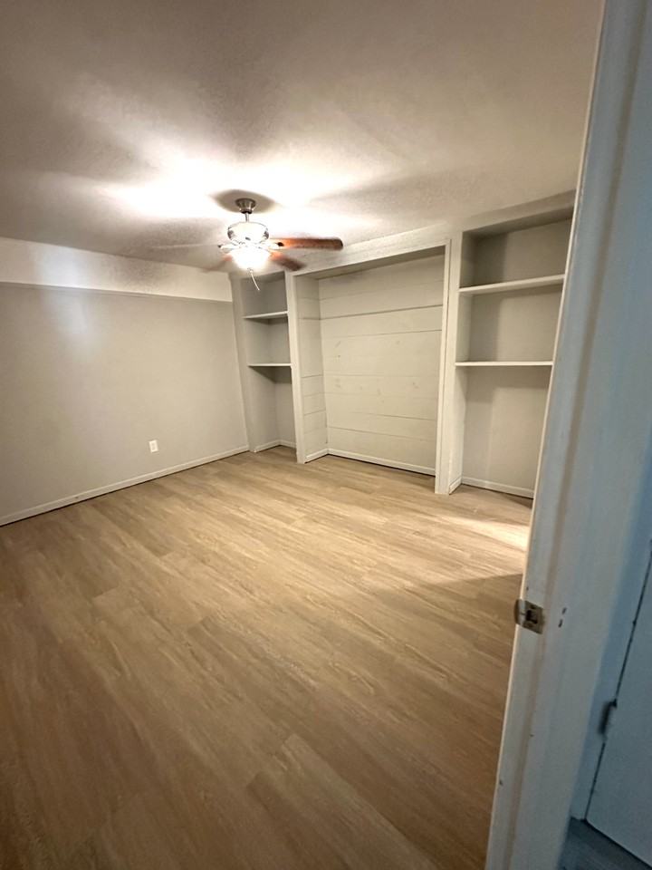 1471 Cliff Ct #A - Photo 4 of 14