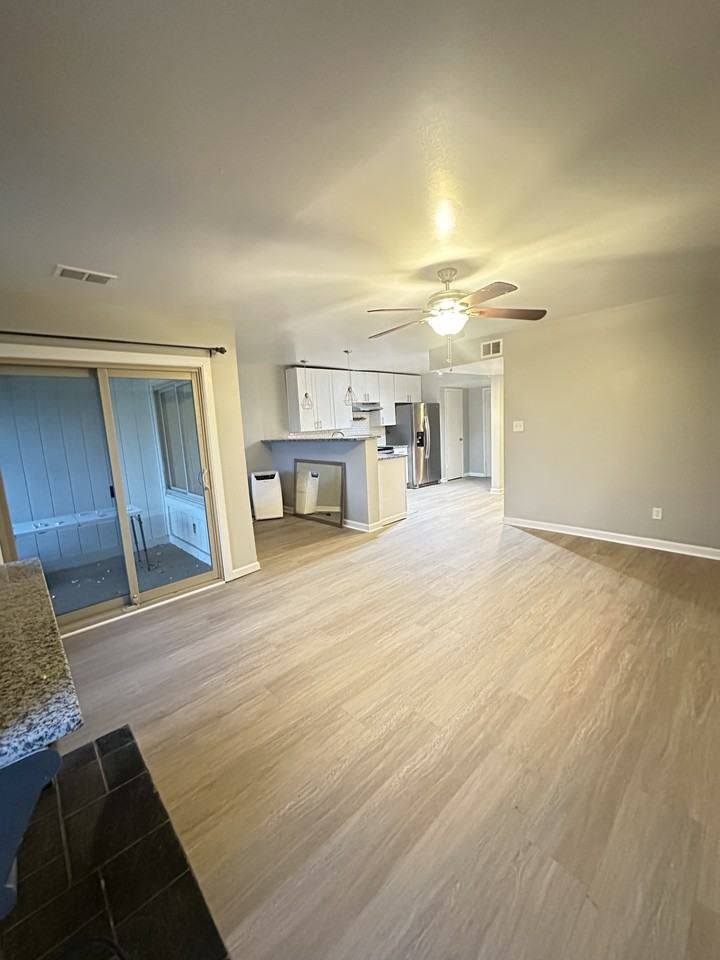 1471 Cliff Ct #A - Photo 7 of 14