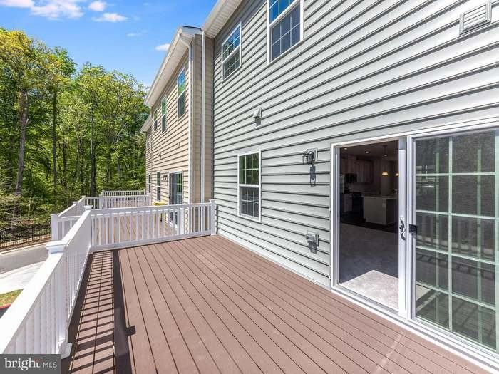 1124 Dovetail Cir - Photo 3 of 10