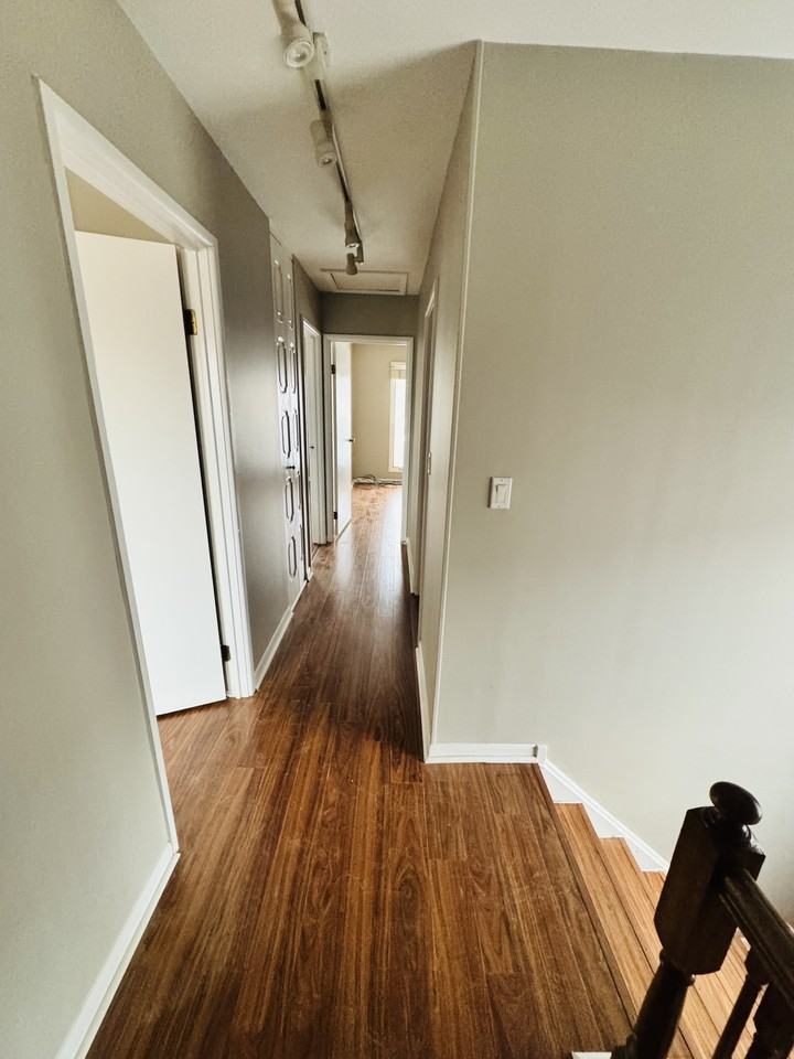 532 Hummingbird Ln #NONE - Photo 2 of 20