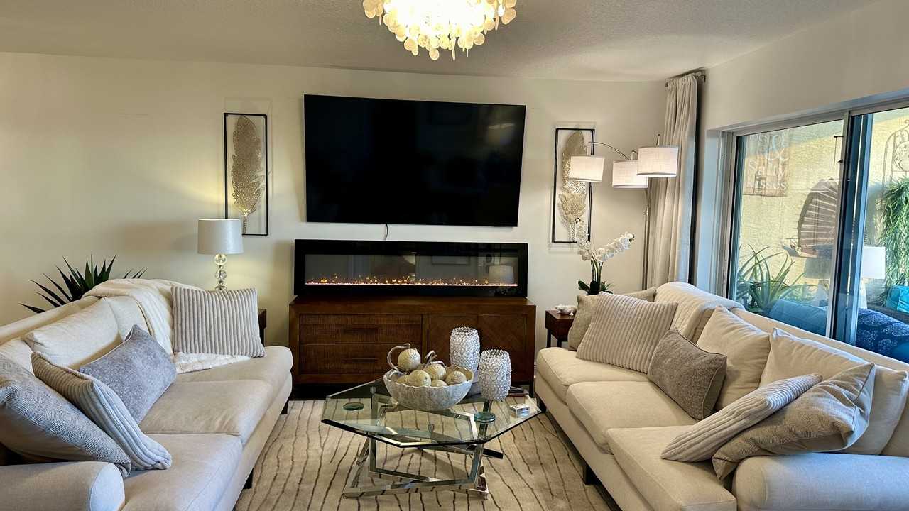 561 Casa Bella Dr #502 - Photo 2 of 28