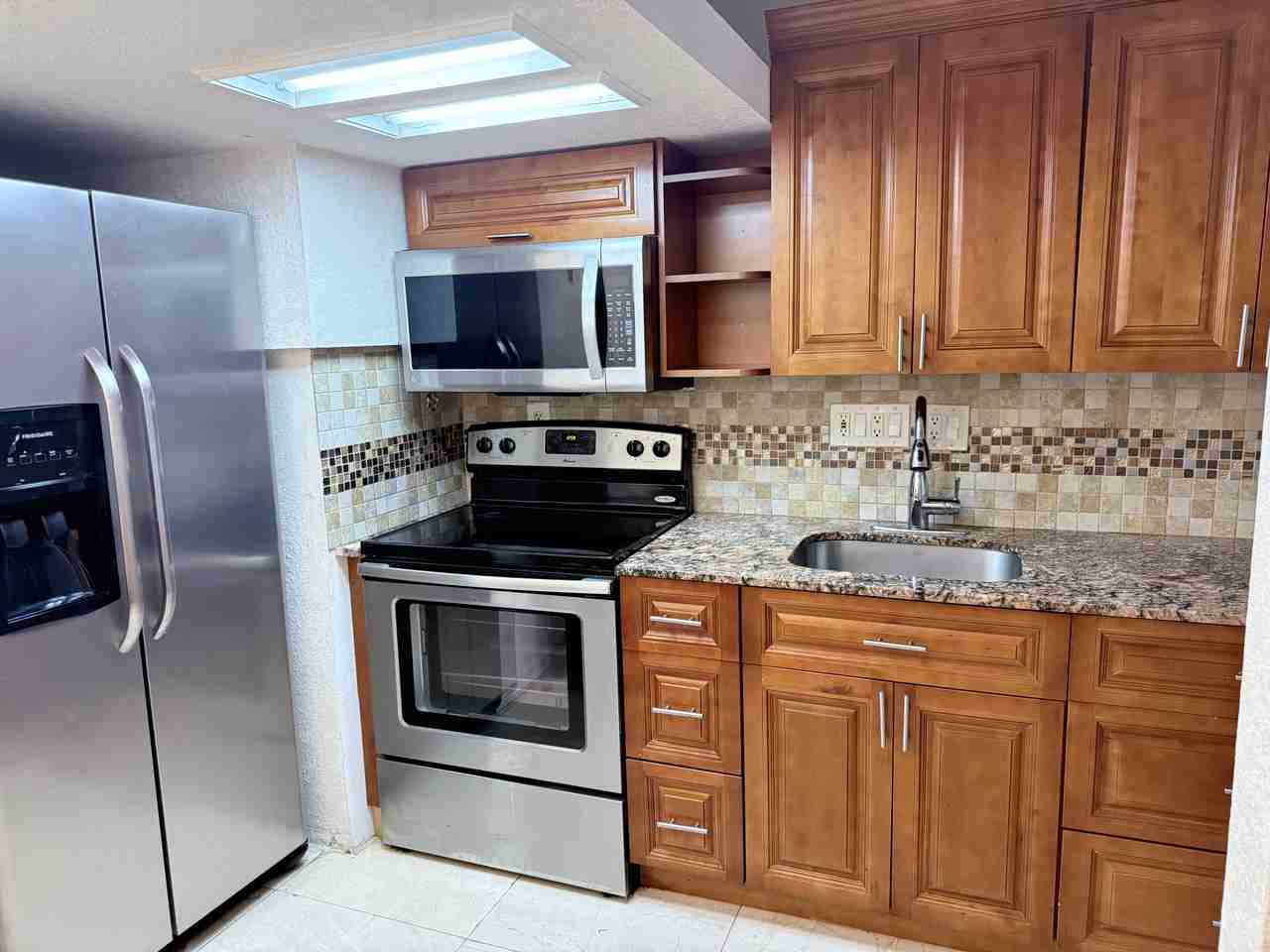 15234 Nw 87th Ct #A - Photo 2 of 8