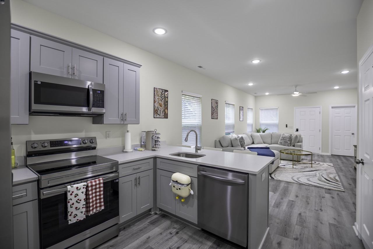 13713 William Stowe Dr #NA - Photo 5 of 18