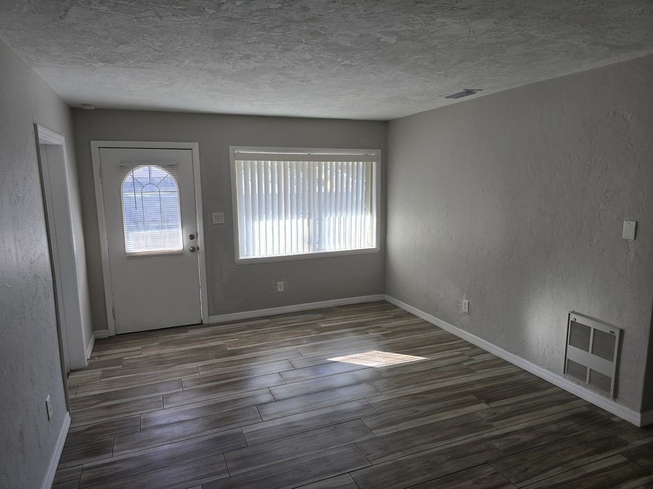 1413 Nw 19th Ct #NA - Photo 3 of 15