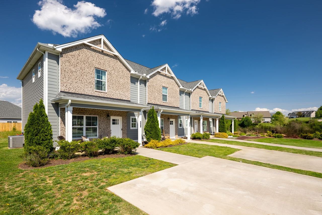 631 Bellingham Dr Ne #631 - Photo 3 of 41