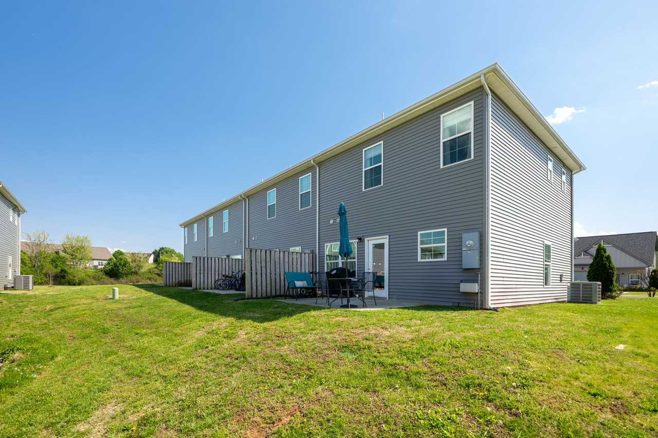 631 Bellingham Dr Ne #631 - Photo 4 of 41