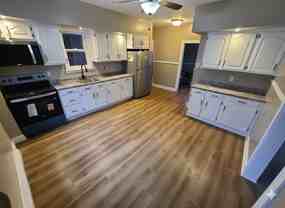 130 Woodlawn Ave #NA - Photo 1 of 1