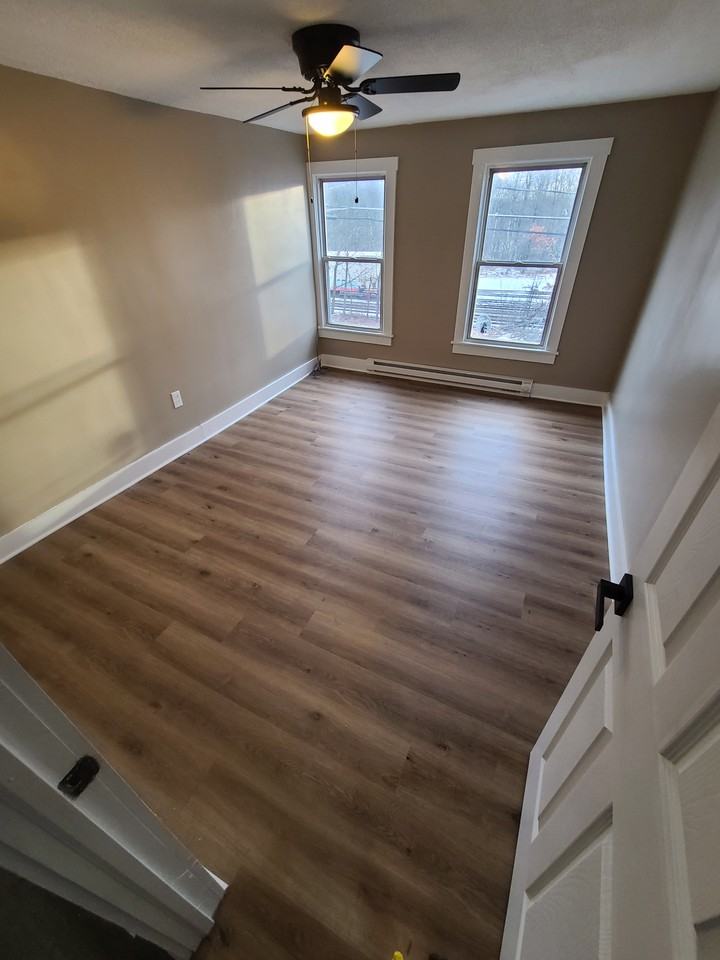 130 Woodlawn Ave #NA - Photo 3 of 13