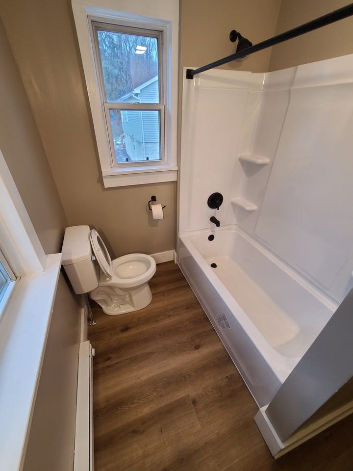 130 Woodlawn Ave #NA - Photo 5 of 13