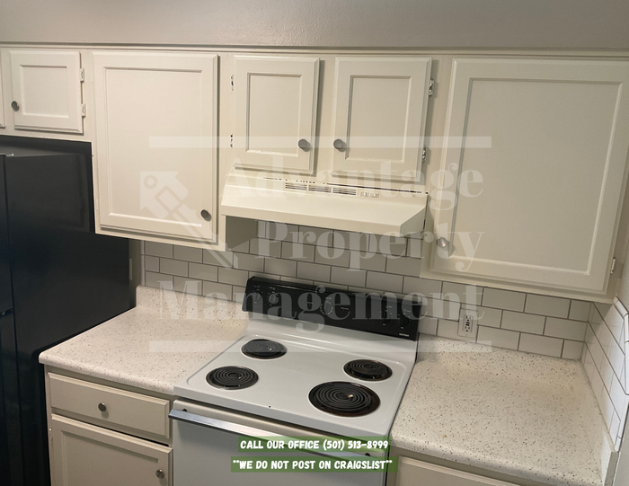 1955 Keathley Dr #22 - Photo 5 of 9