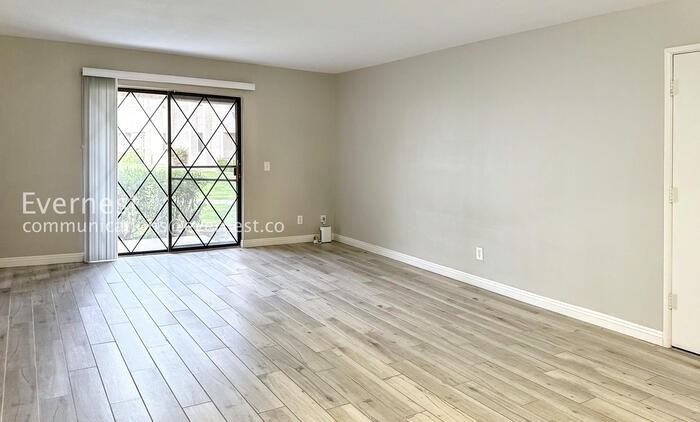 1920 W Lindner Ave #131 - Photo 6 of 30