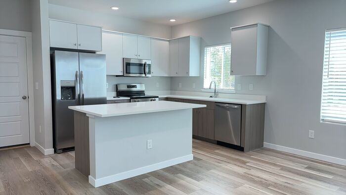 6167 N Tarako Ave - Photo 3 of 14