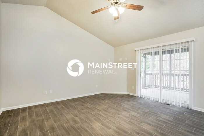 317 Aqua Marine Ln - Photo 4 of 18