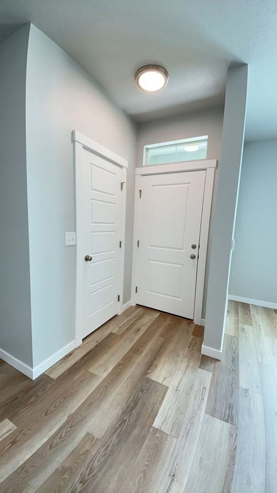 6116 N Hampstead Ave - Photo 3 of 29