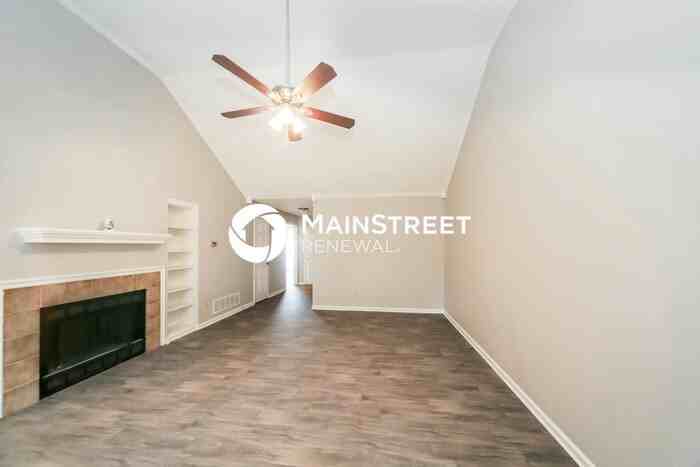 5304 Shady Ridge Dr - Photo 4 of 16