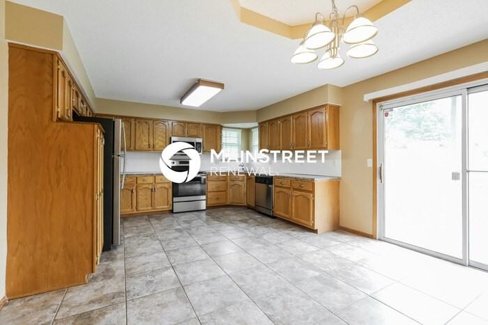 209 Broadmoor Dr - Photo 6 of 16