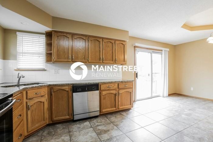 209 Broadmoor Dr - Photo 7 of 16