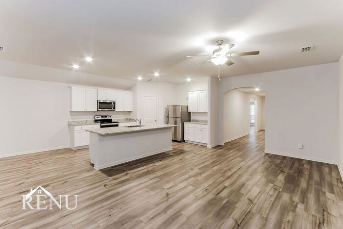 2013 Hialeah Dr - Photo 5 of 19