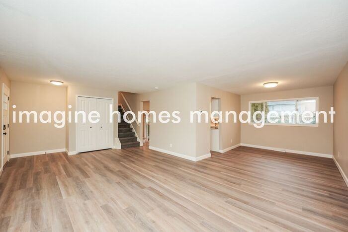 6662 Edgemoor Ave - Photo 6 of 24