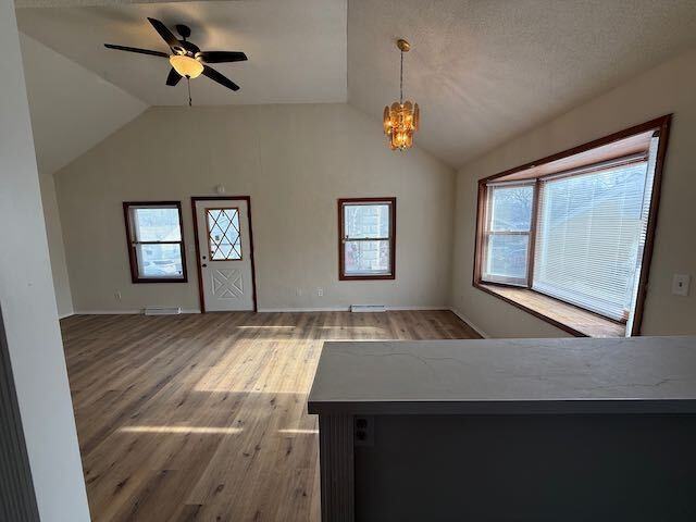 4205 N Ashton Ave - Photo 2 of 8