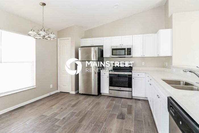 1713 Nw 12th St - Photo 7 of 16