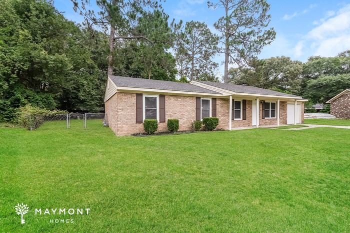 1863 Engle Ct - Photo 3 of 4