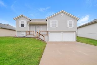 614 Sw Creek Ridge Dr - Photo 1 of 1