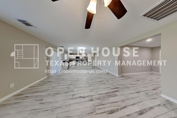 7750 Shavano Ln - Photo 4 of 20