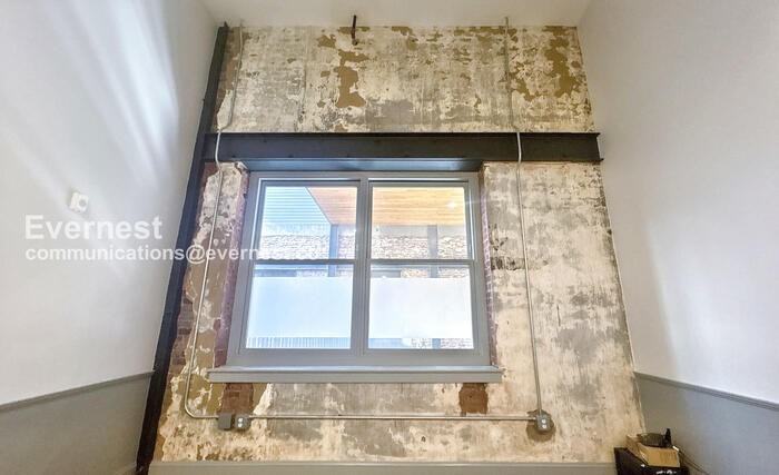 2212 Morris Ave - Photo 4 of 19