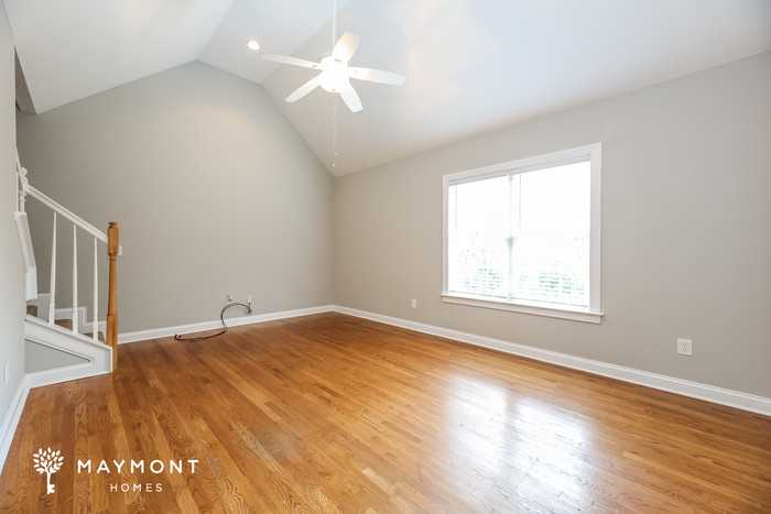 116 Commons Dr - Photo 4 of 12