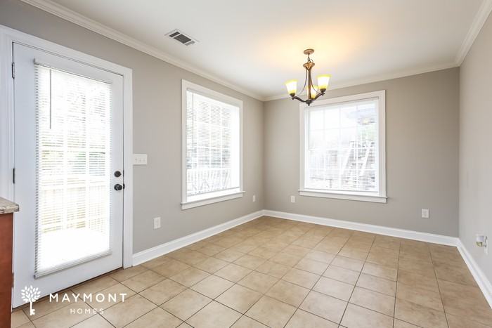 116 Commons Dr - Photo 5 of 12