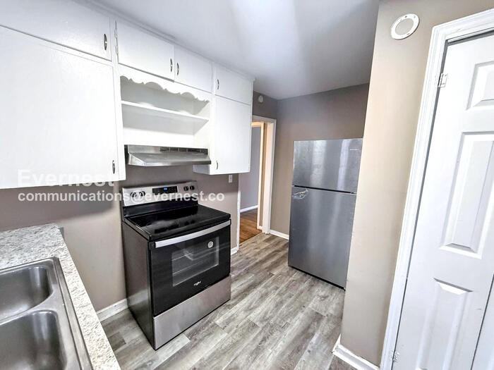 920 80th St S - Photo 3 of 25