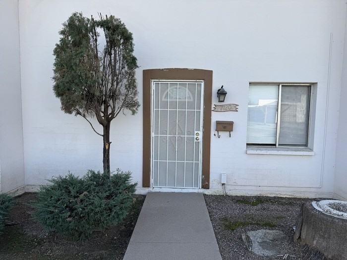 7120 W Mariposa St - Photo 2 of 13