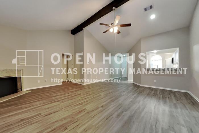 2203 Longleaf Pines Dr - Photo 4 of 20